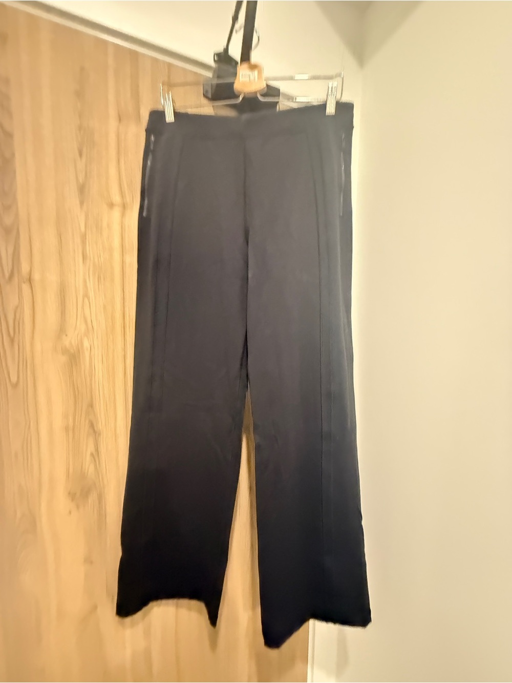 Lululemon Define Mid Rise Track Pant